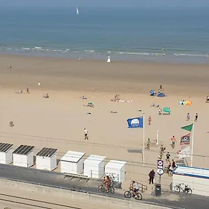 Raversijde With Seaview Oostende